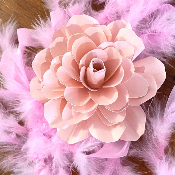 Set of 8 Marvelous 3D Shaded Camellias Flowers - Brand New - Picture 7 of 16